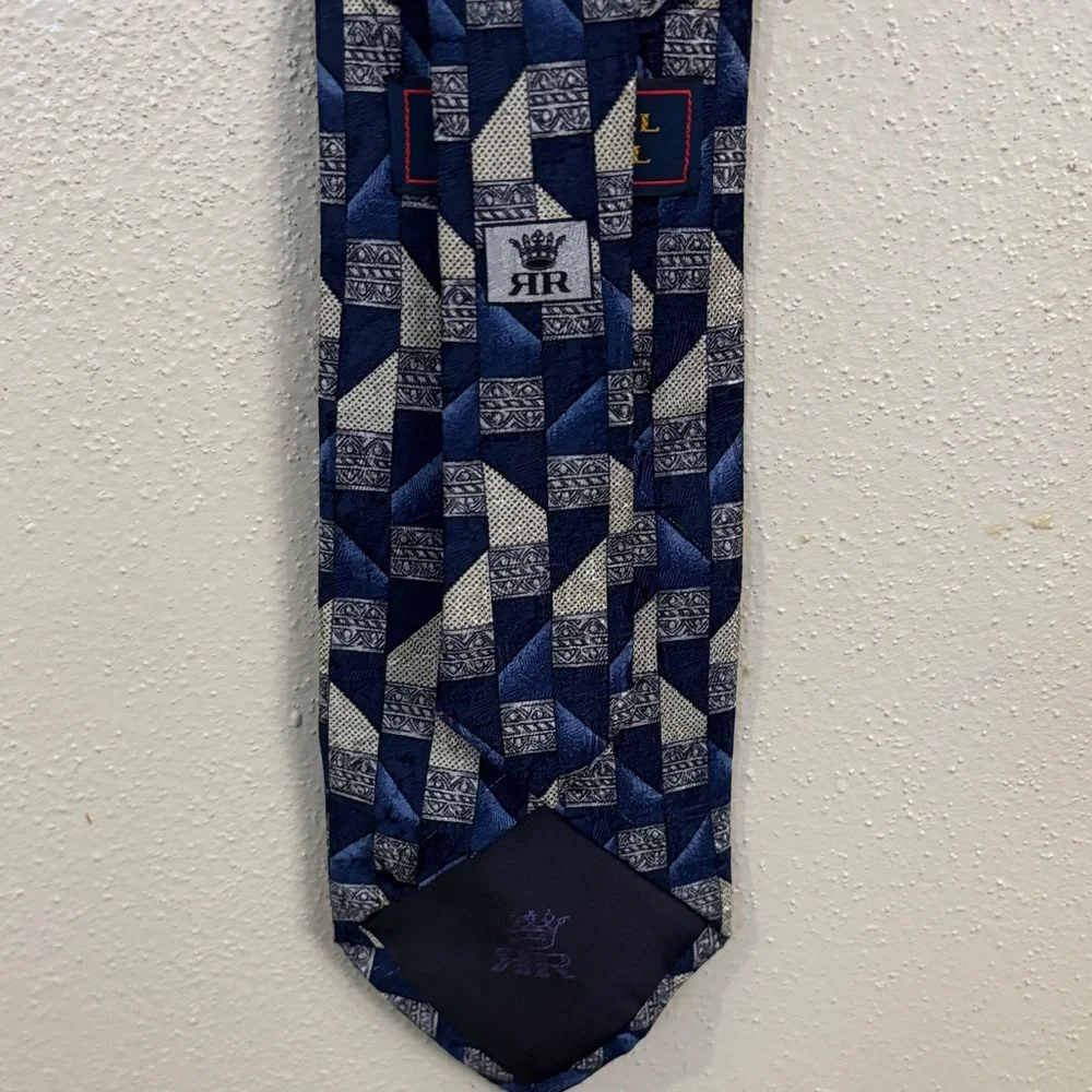 RICHEL ROYAL Stylish Blue and Gray Geometric Men's Tie